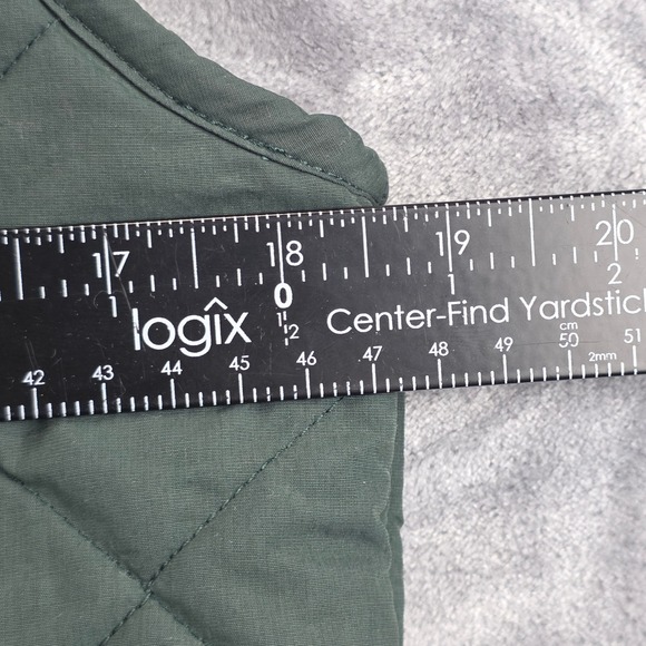 The North Face Vest Women S Green Reversible Quilted Sherpa Fleece Bomber - Picture 11 of 11